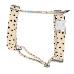 Fekete foltok bézs alapon - Kutyahám és Macskahám - april & june