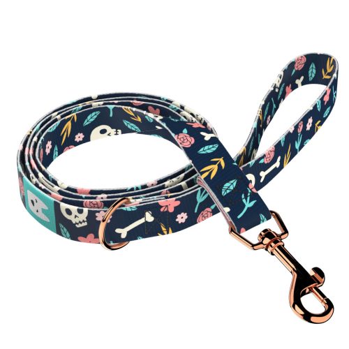 Skull and Bones with Roses - Leash - april & june