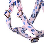 Rózsaszín és kék kavicsok - Belelépős Kutyahám - Pink and blue pebbles - april & june