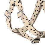 Fekete foltok bézs alapon - Belelépős Kutyahám - april & june